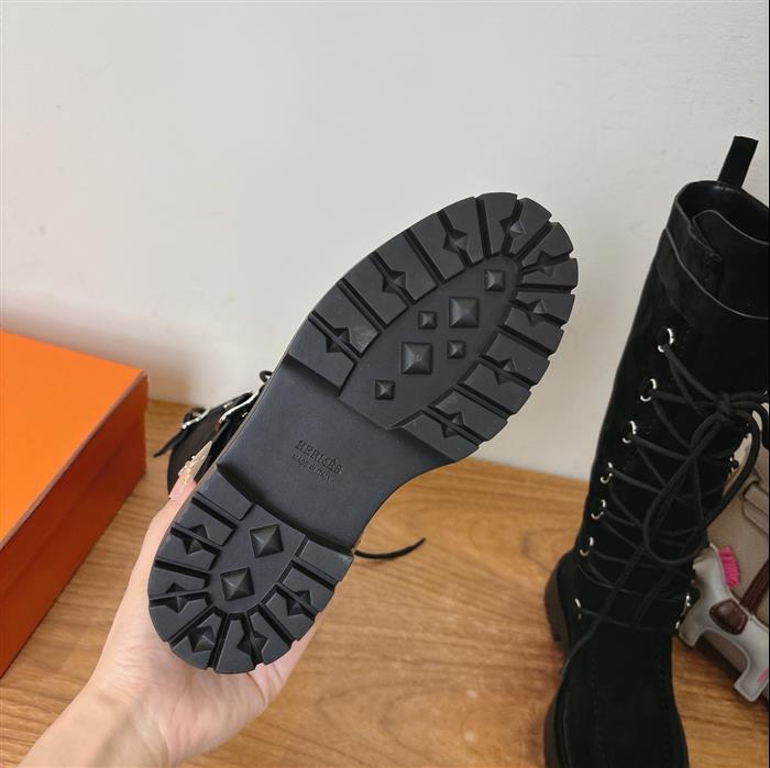 2025112817327581 550